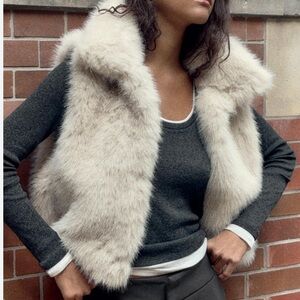 BNWT ZARA FUR WEST